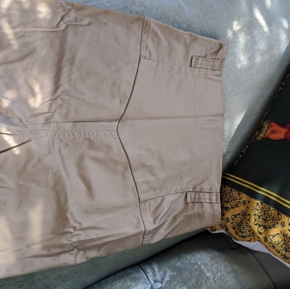 Work Order Sz 4 High waist khaki Capri pants. - Picture 2 of 4